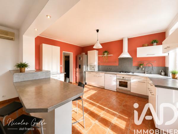 Maison à vendre 5 pièces 210 m² Saint-Germain-du-Puch