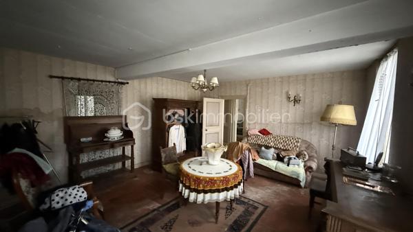 Maison de 18 900 m²