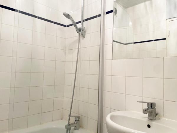 NANTES 44200- APPARTEMENT 3 PIECES-67 m²
