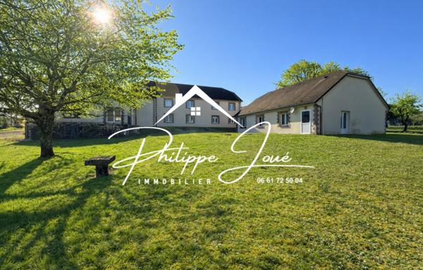 Murs Et Fonds De Commerce de 836 m²