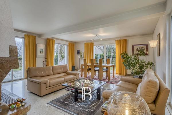 Divonne-les-Bains, Villa 4 Chambres -  197 m² à vendre