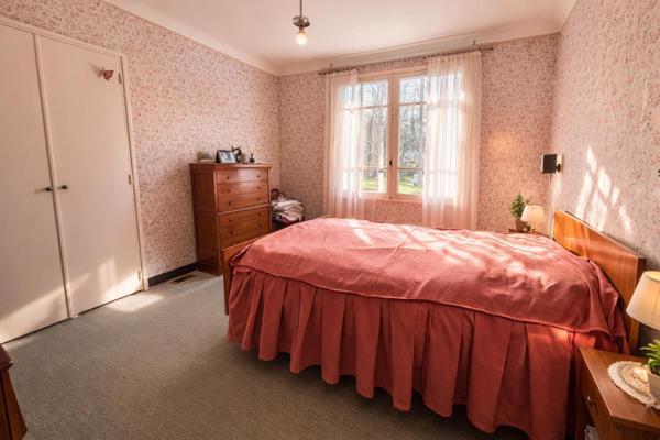 Maison 4 CH, 124 m² sur 1 992 m² de terrain avec sous-sol complet