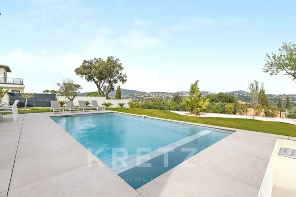 Sainte-Maxime, Villa récente au Sémaphore.