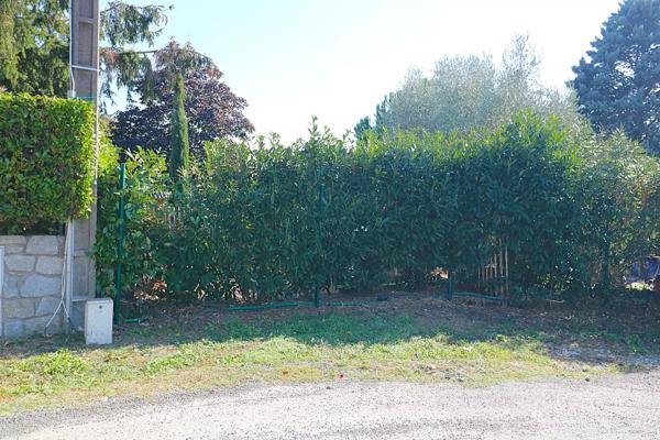 TERRAIN CONSTRUCTIBLE DE 713 M2