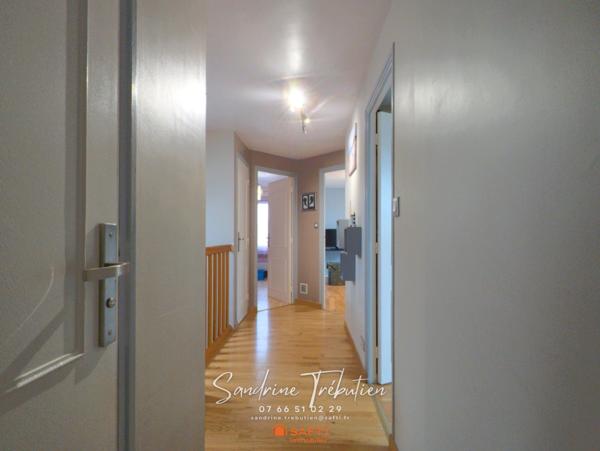 Un compromis parfait: un environnement calme , la proximité des commerces !