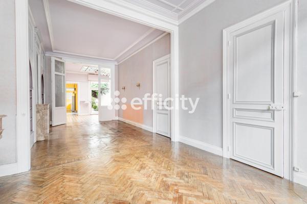 Maison 8 pièces - 177 m² Exclusivité efficity