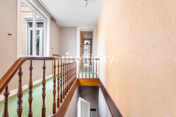 Maison 8 pièces - 177 m² Exclusivité efficity