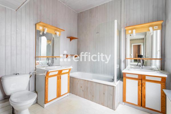 Maison 8 pièces - 177 m² Exclusivité efficity