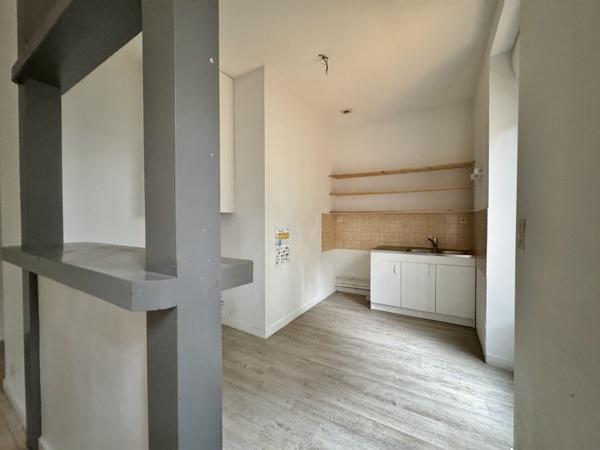 Appartement  4 pièce(s)  3 chambre(s)  77.44 m²