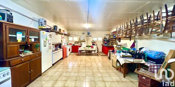 Maison 5 pièces de 140 m² à Saint-Paul-Trois-Châteaux (26130)