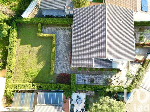 Maison 5 pièces de 140 m² à Saint-Paul-Trois-Châteaux (26130)