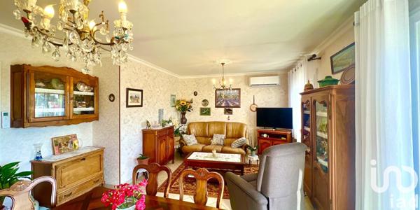 Maison 5 pièces de 140 m² à Saint-Paul-Trois-Châteaux (26130)