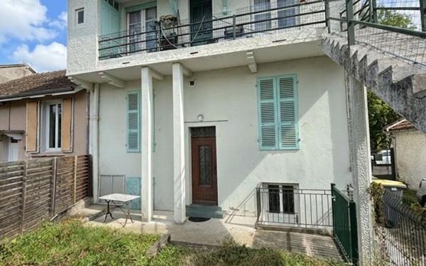 Maison à vendre    5 pièces •  Pau