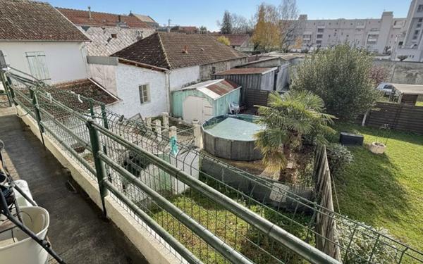 Maison à vendre    5 pièces •  Pau