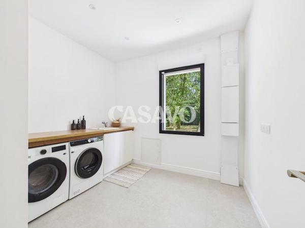 Vente Maison 5 pièces de 152m² - 33850 Léognan