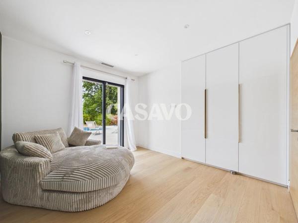 Vente Maison 5 pièces de 152m² - 33850 Léognan