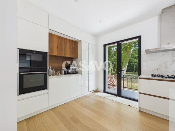 Vente Maison 5 pièces de 152m² - 33850 Léognan