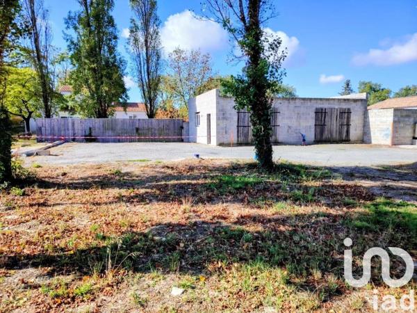 Terrain à vendre 557 m² Courçon