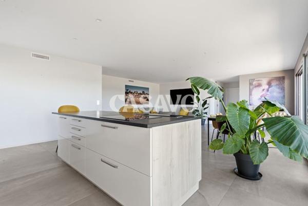 Vente Appartement 5 pièces de 145m² - 13510 Éguilles