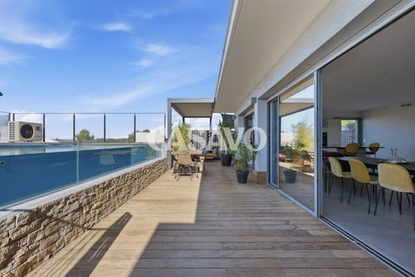 Vente Appartement 5 pièces de 145m² - 13510 Éguilles