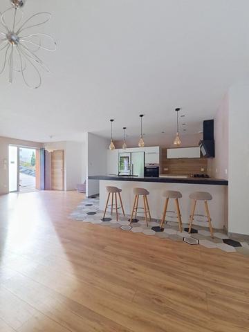 Maison individuelle 5 pièces 120M2