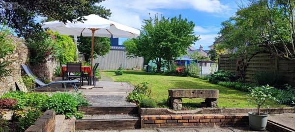 Achat - Maison Fougères 35300 8 pièces 191 m 2 377 m 2