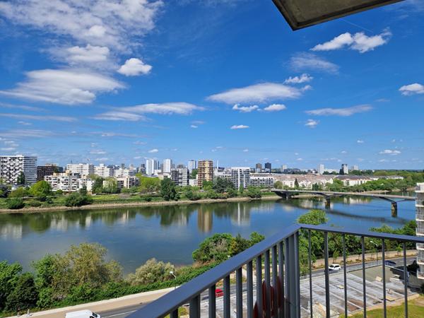Appartement Saint Sebastien Sur Loire 5 pièce(s) 119 m2