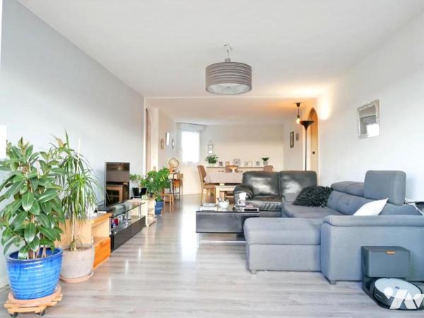 MONTPELLIER, Quartier Estanove, Appartement 85 m², 3 pièces, terrasse, garage, 5ème étage, ascenseur