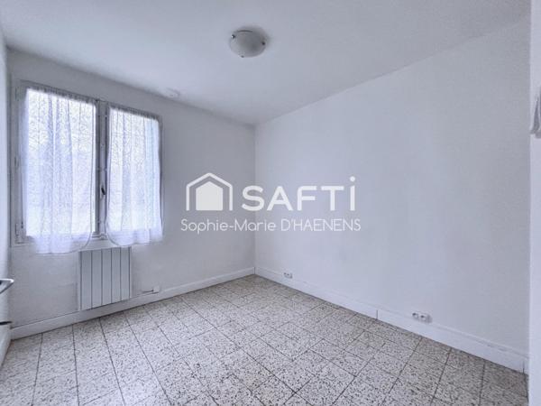 Maison de plain-pied au calme avec jardin et garage