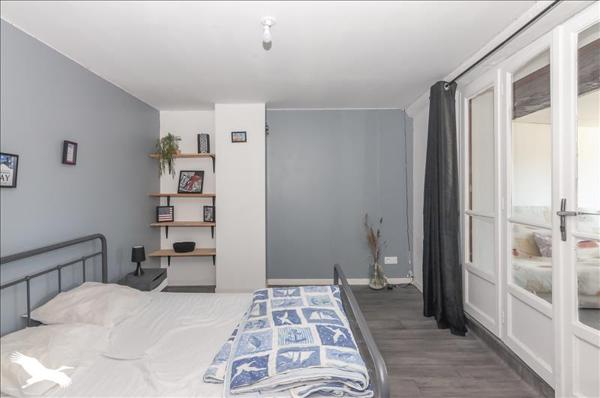 Maison à vendre |  Pouzolles |  6 pièces | 154 m²