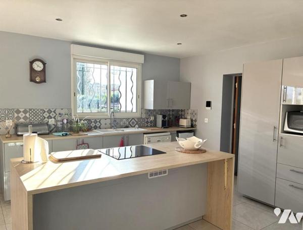 VILLA TYPE 4 AVEC GRAND CELLIER, TERRASSE ET TERRAIN SAINT-MAXIMIN