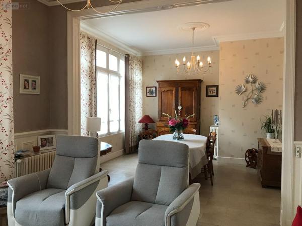 Maison de maître à vendre à Bonnétable dans la Sarthe (72110), ref : 079/1956