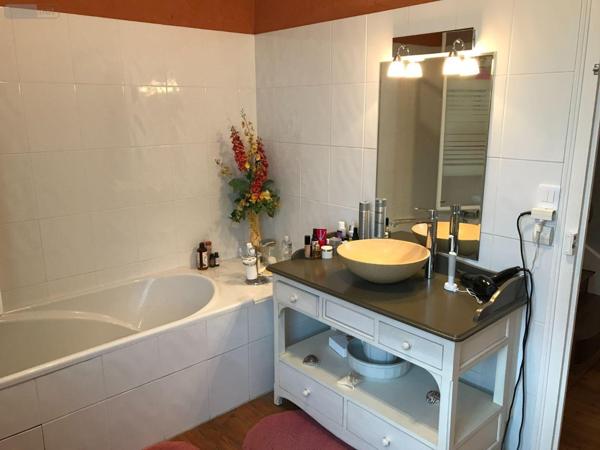 Maison de maître à vendre à Bonnétable dans la Sarthe (72110), ref : 079/1956