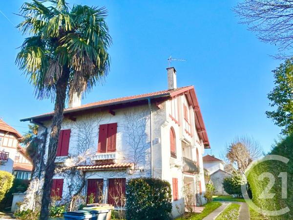 Maison à vendre  6 pièces - 215 m2 PAU - 64