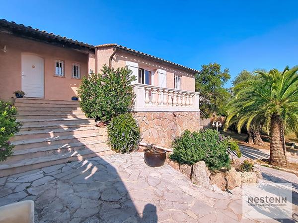 Saint-Aygulf vue mer 4 chambres piscine Garage