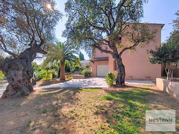 Saint-Aygulf vue mer 4 chambres piscine Garage