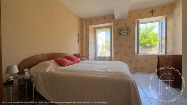 Maison Genneton 7 pièce(s) 149.59 m2 , Genneton