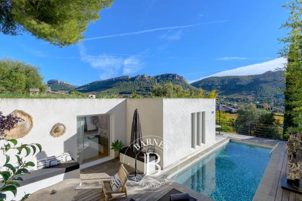 Cassis, Villa 3 Chambres  à vendre