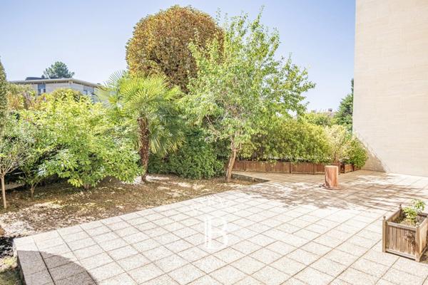 Saint-Germain-en-Laye, Appartement 2 Chambres -  79 m² à vendre
