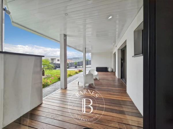 Veyre-Monton, Maison 5 Chambres -  241 m² à vendre