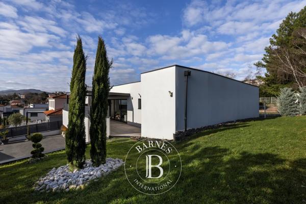 Veyre-Monton, Maison 5 Chambres -  241 m² à vendre