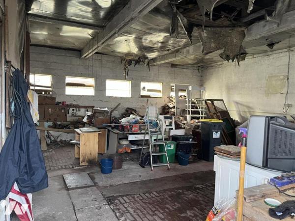 5 minutes d'Hesdin, Maison 3 chambres avec jardin et garage/dépendances.