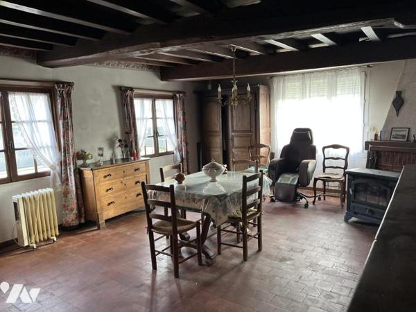 5 minutes d'Hesdin, Maison 3 chambres avec jardin et garage/dépendances.