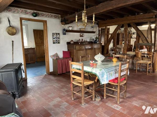 5 minutes d'Hesdin, Maison 3 chambres avec jardin et garage/dépendances.