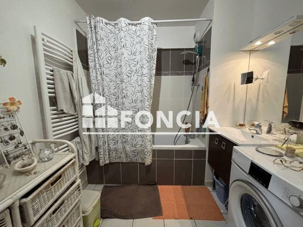 Location Appartement 3 pièces 62.1 m² - 64 RUE DANIEL MAYER Tours 37100