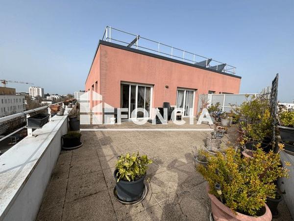 Location Appartement 3 pièces 62.1 m² - 64 RUE DANIEL MAYER Tours 37100