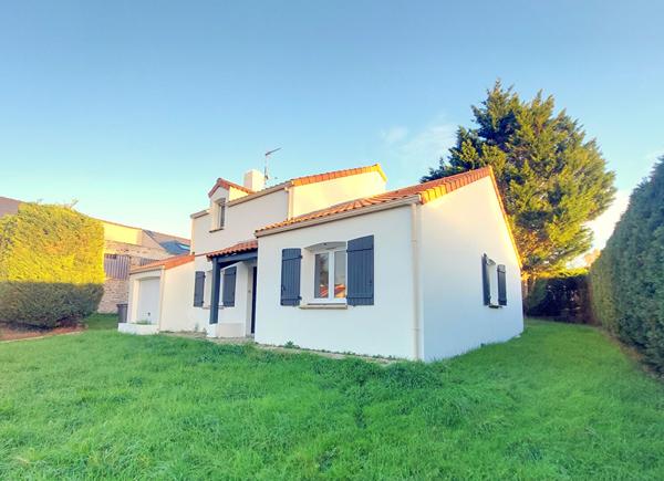 Maison spacieuse à vendre à Le Loroux-Bottereau - 5 chambres, jardin et garage
