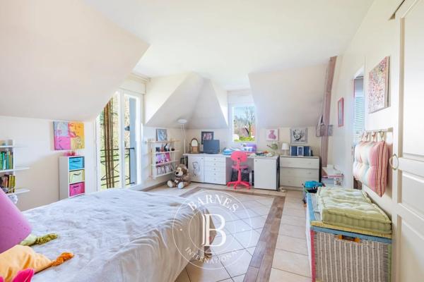 Chambourcy, Maison 5 Chambres -  264 m² à vendre