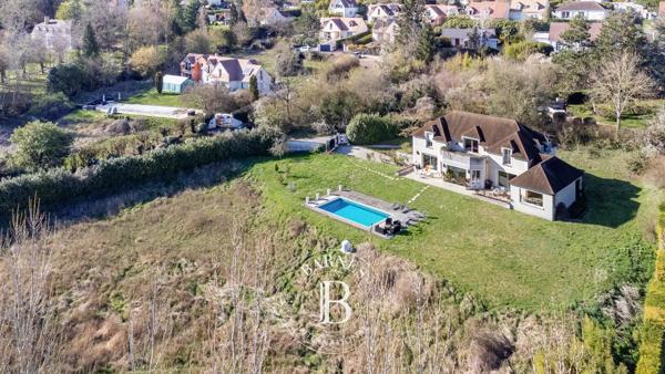 Chambourcy, Maison 5 Chambres -  264 m² à vendre