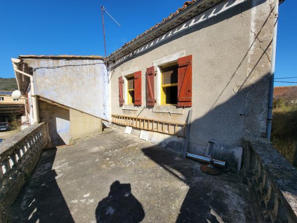 Maison T5 avec garage et terrasse